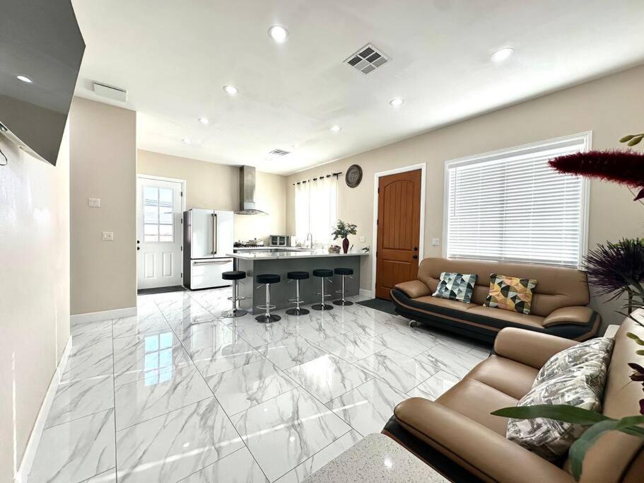 Villa New Renovated House In Little Saigon Midway City Exterior foto